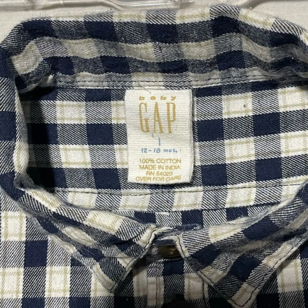 Baby Gap long sleeve button down shirt 18-24 mo NWOT